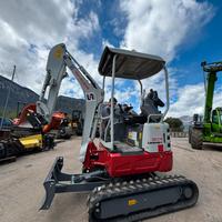 Miniescavatore takeuchi