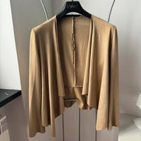 Giacca copri spalle effetto camoscio Zara