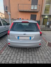 Ford Fiesta Ghia, per neopatentati, funzionante.