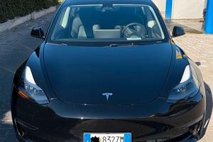Tesla Model 3 Long Range AWD, 2023, nera
