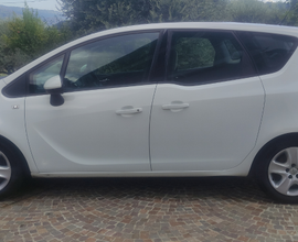 Opel Meriva B MPV / Space wagon 1.4
