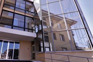 Attività / Licenza di 5900 m² con più di 5 locali 