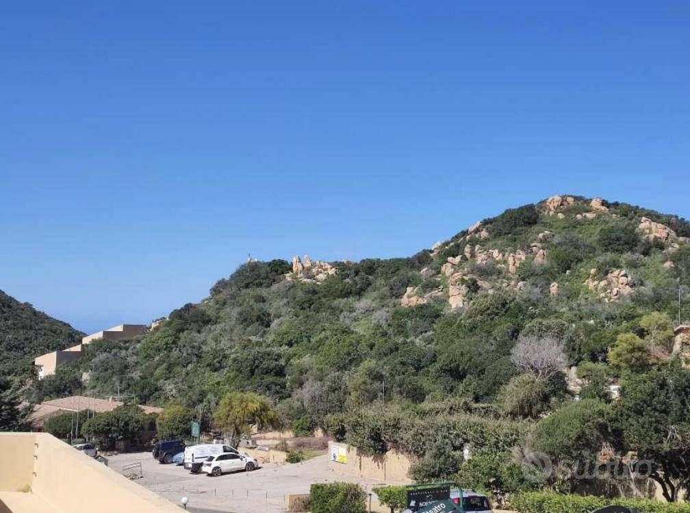 Immobile in asta di 3578 m² a Trinità d'Agultu e V - Vista 2