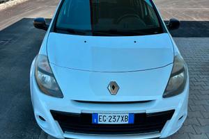 Renault Clio NEOPATENTATI