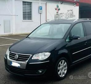 Volkswagen Touran 7 posti ecofuel metano