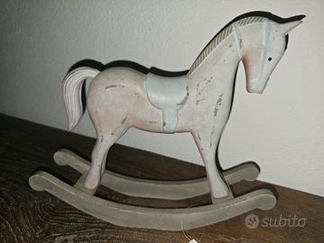 Cavallo legno