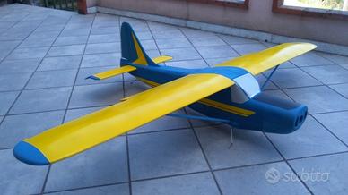 Aeromodello Stinson L5
