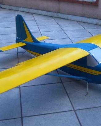 Aeromodello Stinson L5