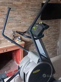Ellittica technogym professionale
