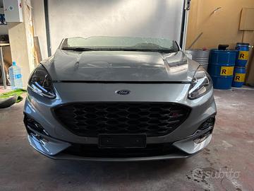Ricambi Ford Kuga St Line Ibrida 2020