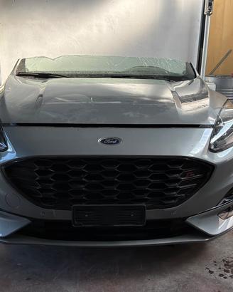 Ricambi Ford Kuga St Line Ibrida 2020