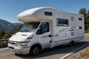 CAMPER GEMELLATO MOBILVETTA ICARO S10 IVECO