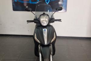 Piaggio Beverly 350 BASE