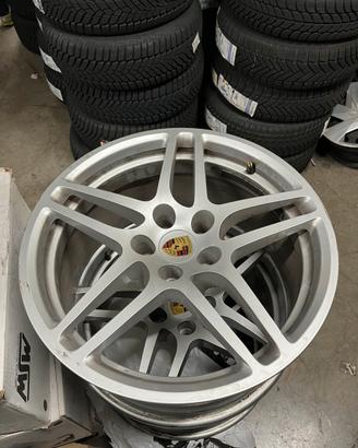 Cerchi 18' originali Porsche Macan