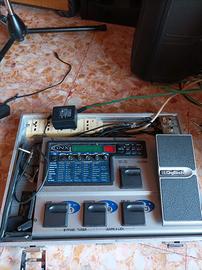 Digitech GNX1 pedaliera 