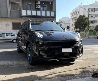Lynk & Co 01 Plug-in Hybrid 2021
