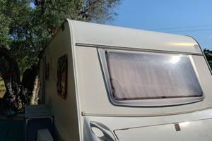 Roulotte STERCKEMAN 6 posti - come nuova