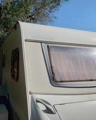 Roulotte STERCKEMAN 6 posti - come nuova