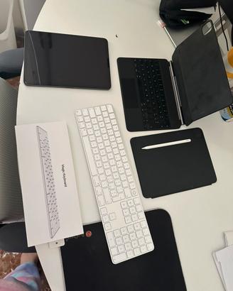 Ipad 11" seconda generazione 256gb + 6 accessori