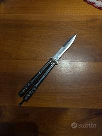 Albainox Coltello Farfalla Teschio