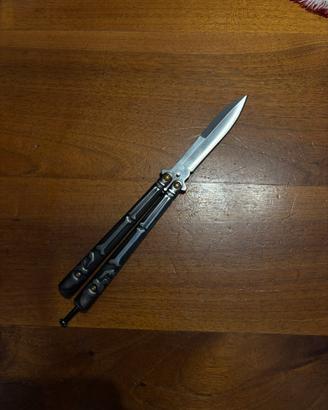 Albainox Coltello Farfalla Teschio