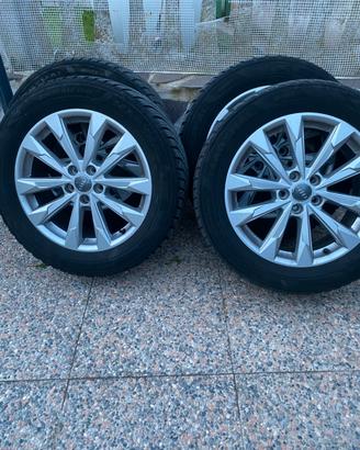 Cerchi piu gomme originali Audi Q3sport back
