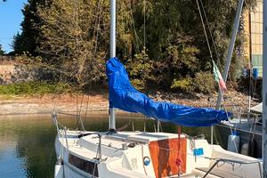 Barca a vela Jeanneau Flirt