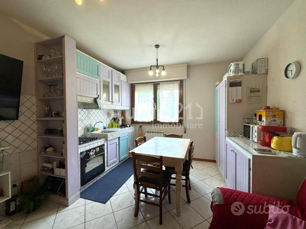Apartment in Figline Valdarno, Massa - Vista 2