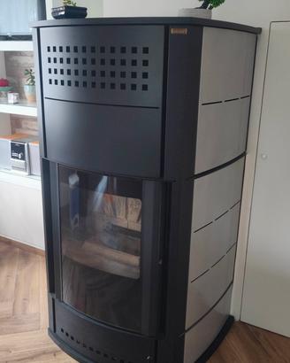 FAMAR Fenix 34 kw stufa a pellet