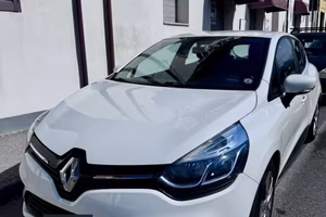 Renault Clio 1.5 dci Moschino Intens 75cv