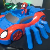 macchina di spiderman
