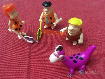 Personaggi vari sorprese Kinder