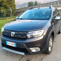 Dacia Sandero Stepway 1.0 TCe 100CV ECO-G 15th Ann