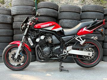 Yamaha Fazer 600