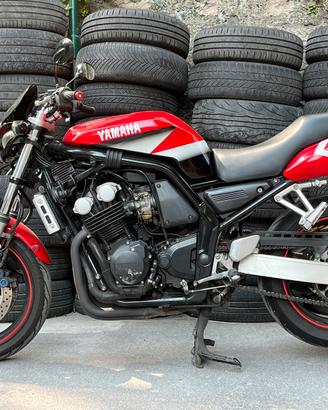 Yamaha Fazer 600