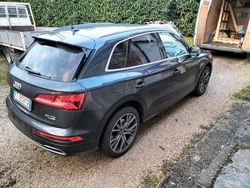 Q5 S-tronic 190 CV con gancio traino
