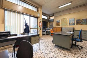 Immobile di 141 m² con 1 locale a Cologno Monzese