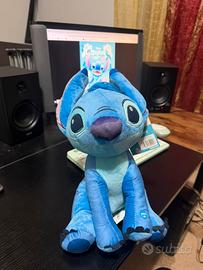 Peluche Stitch sonoro 30 cm