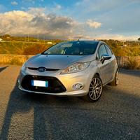 Ford Fiesta Titanium 2010 Keyless