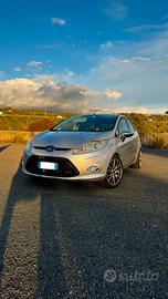 Ford Fiesta Titanium 2010 Keyless