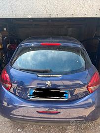 Peugeot 208 (2016) Benzina/gpl