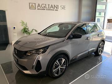PEUGEOT 3008 Hybrid 225 e-EAT8 Allure Pack