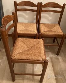 Sedia rustica paesana in legno Con seduta in pagli