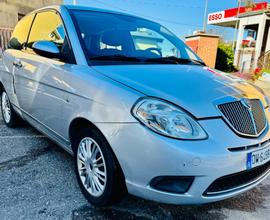 Lancia Ypsilon 1.2 Versus ok Neopatentati