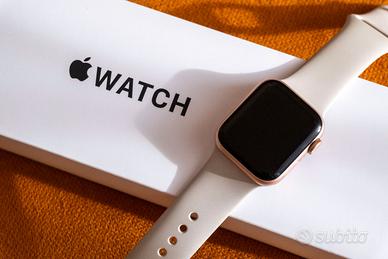 Apple Watch SE GPS 40mm - Aluminium Gold