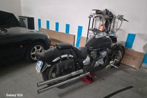Yamaha XVS 1100 DragStar 