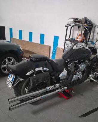 Yamaha XVS 1100 DragStar 