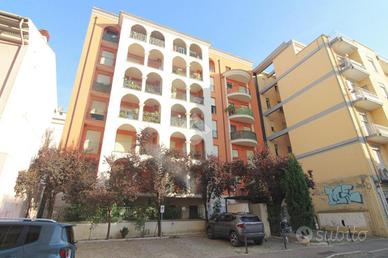 3 LOCALI A PESCARA
