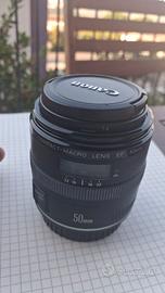 Canon EF Compact-Macro 50mm f/2.5 - Made in Japan