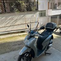 Honda SH 150 come nuovo. 1400 km e tagliandato